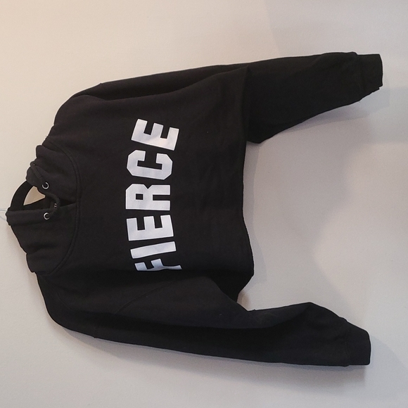 Stylestalker Fierce oversized Black cropped hoodie - Picture 3 of 4